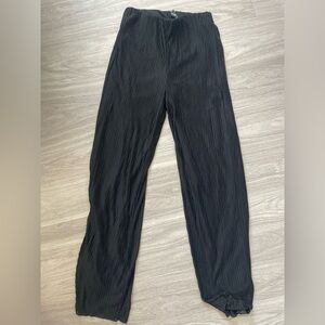 Zara black pleated stretch pants